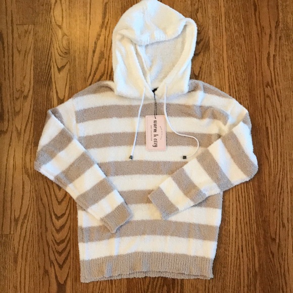 Striped Ultra Soft Hooded Pullover in Women- SML - Picture 6 of 6